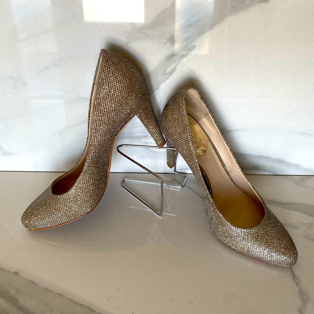 Vince Camuto Shimmery Silver/ Gold Formal High Heels Size 7